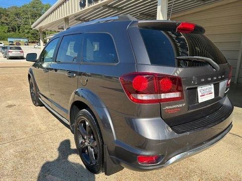 Used 2019 Dodge Journey Crossroad w/ Mopar All Weather Group FWD image 11