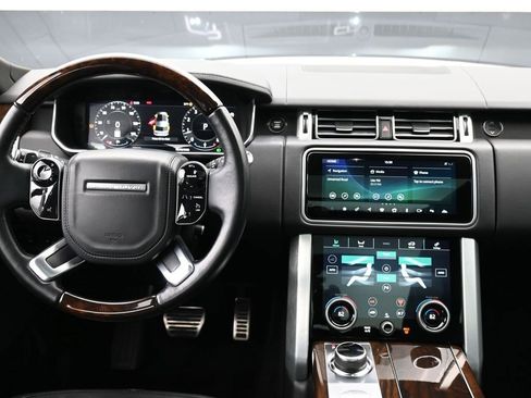 Used 2022 Land Rover Range Rover Westminster Edition image 11