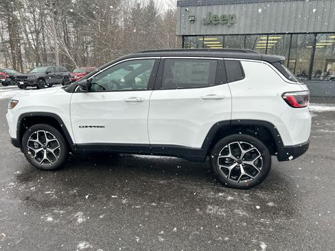 New 2026 Jeep Compass Limited w/ Sun, Sound & Navigation Group image 8