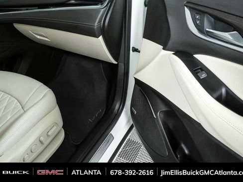 Used 2024 Buick Enclave Avenir w/ Avenir Technology Package FWD image 26