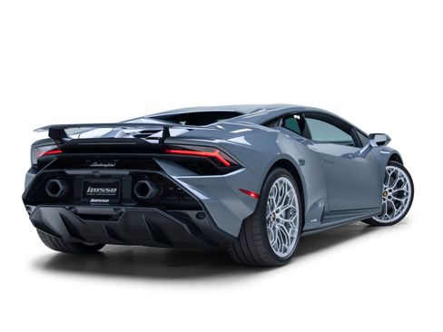 Used 2023 Lamborghini Huracan Tecnica RWD image 4