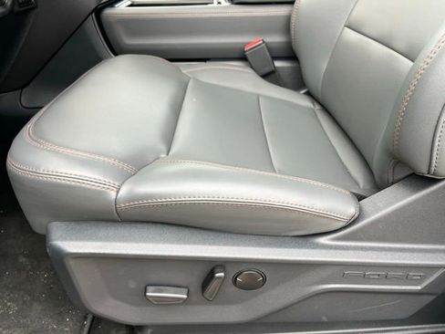 New 2025 Ford Expedition Max Active image 14