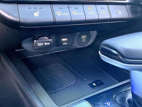 Used 2024 Hyundai Elantra SEL w/ Convenience Package image 15