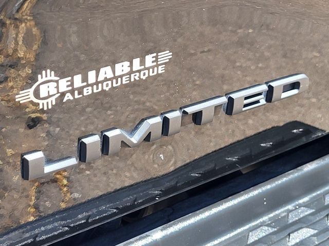 Used 2023 RAM 2500 Limited AWD/4WD image 7