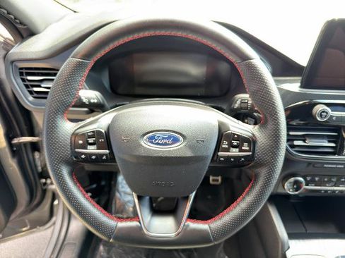 Certified 2023 Ford Escape ST-Line AWD/4WD image 19