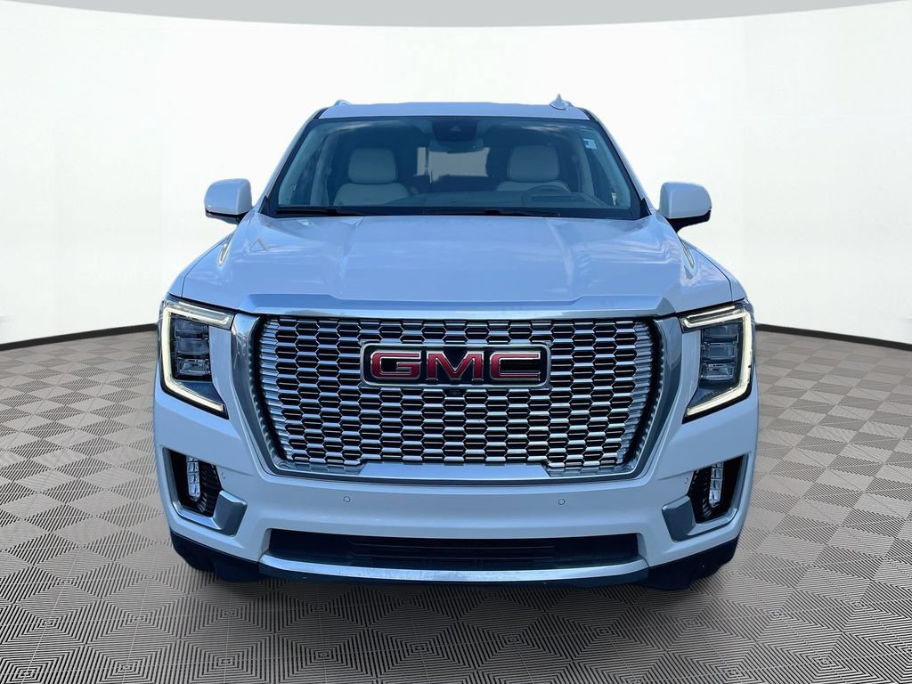 Used 2023 GMC Yukon Denali RWD image 2
