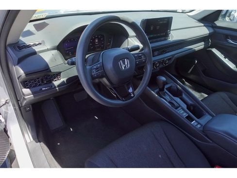 Used 2023 Honda Accord LX image 9