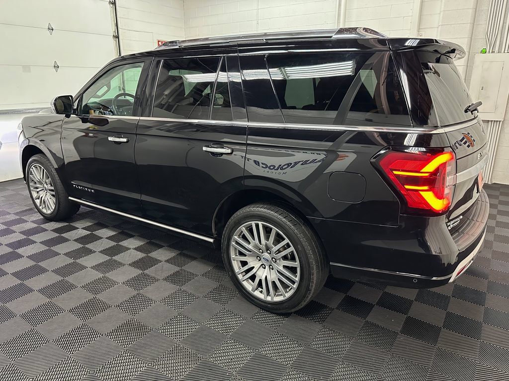 Used 2022 Ford Expedition Platinum AWD/4WD image 6