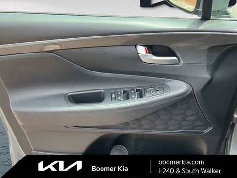 Used 2023 Hyundai Santa Fe SEL FWD image 16