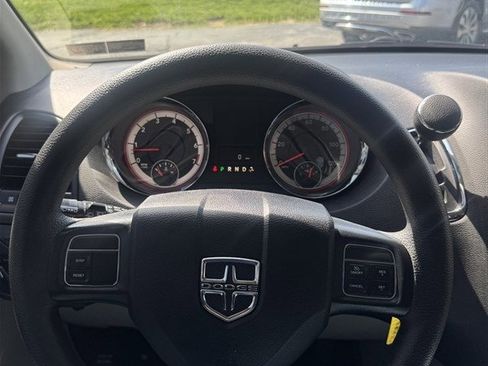 Used 2016 Dodge Grand Caravan SE w/ Quick Order Package 29E SE image 16