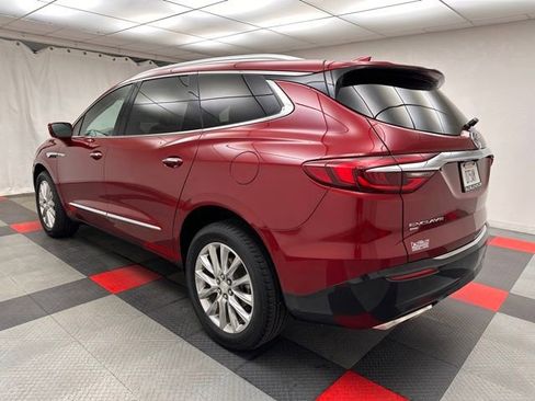 Used 2020 Buick Enclave Premium w/ Sun and Sites Package image 4