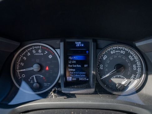 Used 2023 Toyota Tacoma TRD Sport image 22