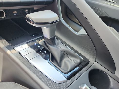 Certified 2025 Hyundai Elantra Sport FWD image 13
