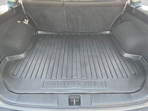 Used 2011 Subaru Outback 2.5i image 5