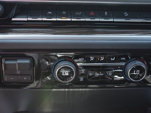 New 2026 Chevrolet Silverado 1500 LT AWD/4WD image 25