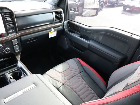 New 2023 Ford F250 Lariat w/ Lariat Ultimate Package image 34