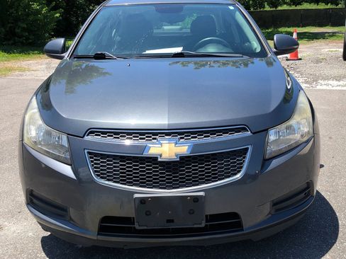 Used 2013 Chevrolet Cruze LT image 8