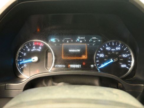 Used 2017 Ford F250 Lariat w/ Chrome Package image 24