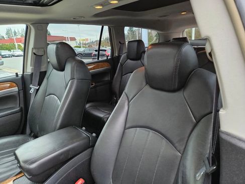 Used 2008 Buick Enclave CXL w/ Entertainment Package #3 image 14