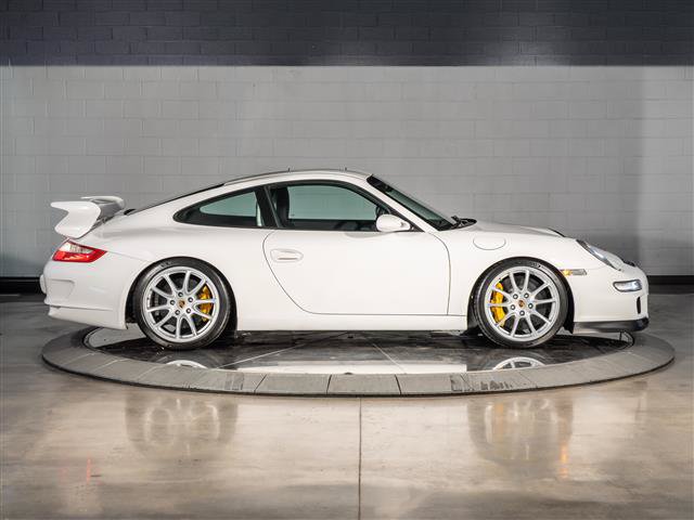 Used 2007 Porsche 911 GT3 RWD image 8