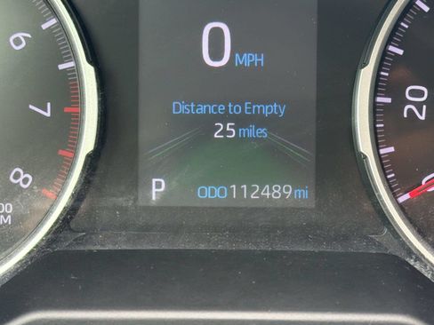 Used 2021 Toyota RAV4 LE FWD image 20