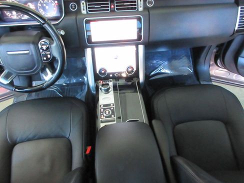 Used 2019 Land Rover Range Rover Supercharged AWD/4WD image 21