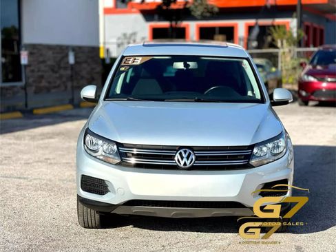 Used 2013 Volkswagen Tiguan S FWD image 2