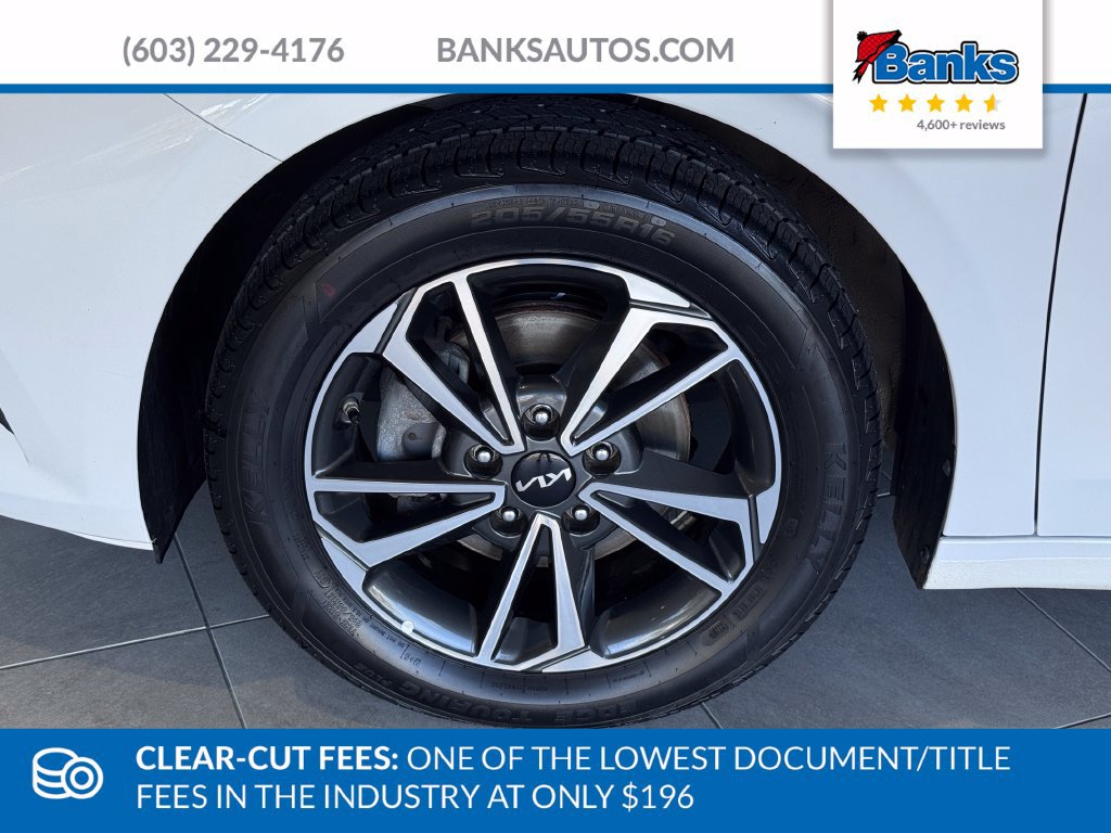 Used 2024 Kia Forte LXS w/ LXS Technology Package FWD image 4