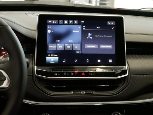 New 2026 Jeep Compass Limited image 10