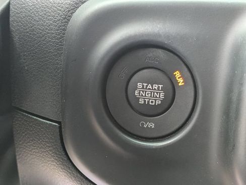 Used 2023 Jeep Wrangler Unlimited Rubicon 4xe AWD/4WD image 30