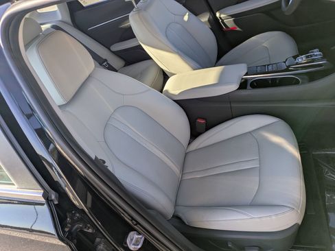 Used 2023 Hyundai Sonata Limited image 30