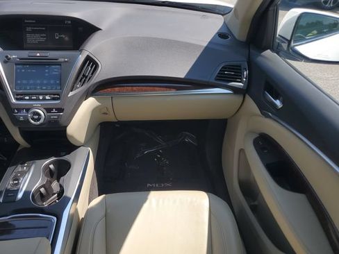 Used 2020 Acura MDX FWD image 18