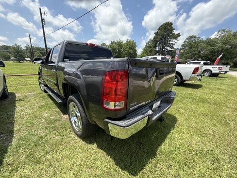 Used 2011 GMC Sierra 1500 SLE w/ Texas Edition image 3