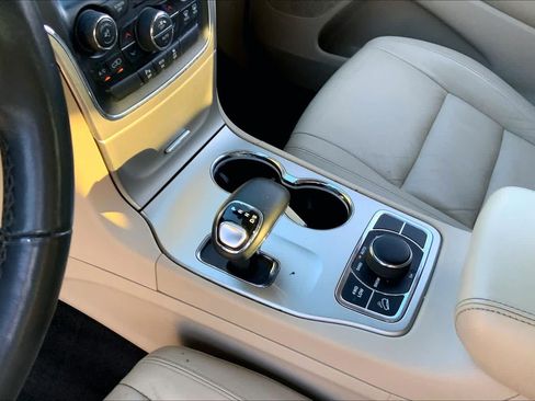 Used 2015 Jeep Grand Cherokee Limited AWD/4WD image 17