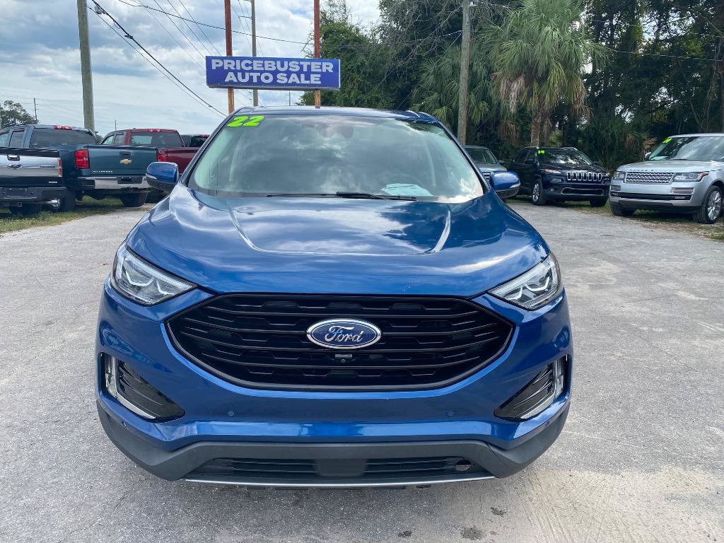 Used 2022 Ford Edge Titanium w/ Equipment Group 301A AWD/4WD image 3