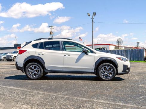 Used 2021 Subaru Crosstrek 2.5i Sport w/ Moonroof Package AWD/4WD image 3
