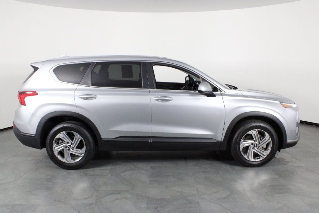 Certified 2023 Hyundai Santa Fe SE w/ Cargo Package FWD image 11
