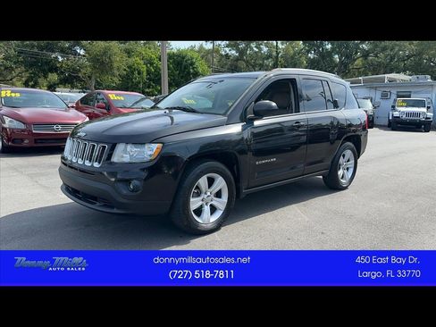 Used 2011 Jeep Compass Sport FWD image 1