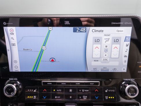 Used 2022 Toyota Highlander Platinum FWD image 19