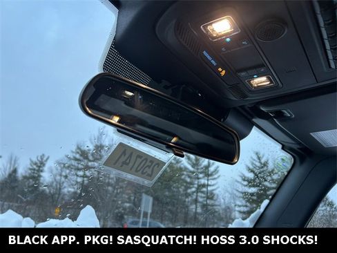 New 2025 Ford Bronco Badlands w/ Sasquatch Package image 18