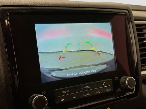 Used 2023 Nissan Frontier SV image 22