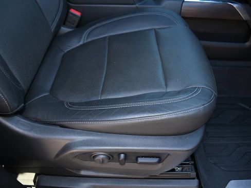 Used 2019 GMC Sierra 1500 SLT w/ SLT Premium Plus Package image 28