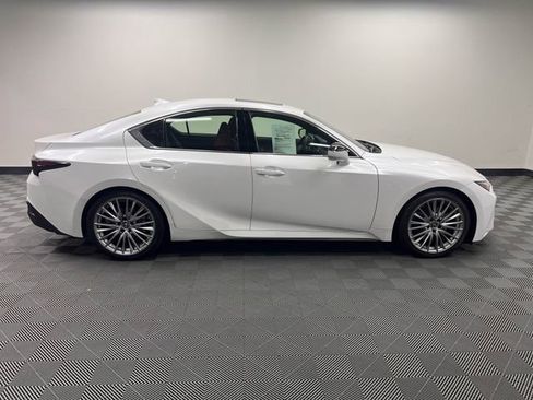 Certified 2022 Lexus IS 300 w/ Premium Package image 4
