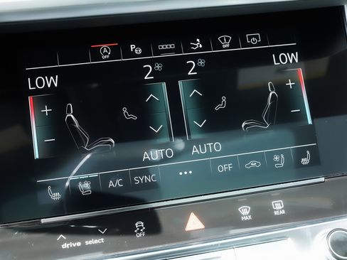 New 2025 Audi RS 7 Performance image 17