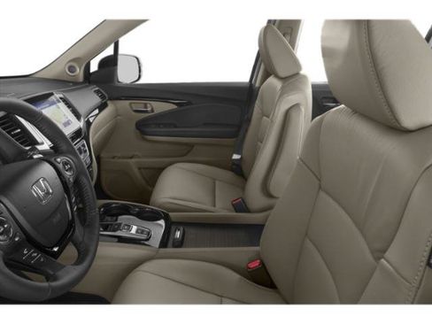 Used 2018 Honda Pilot Touring image 9