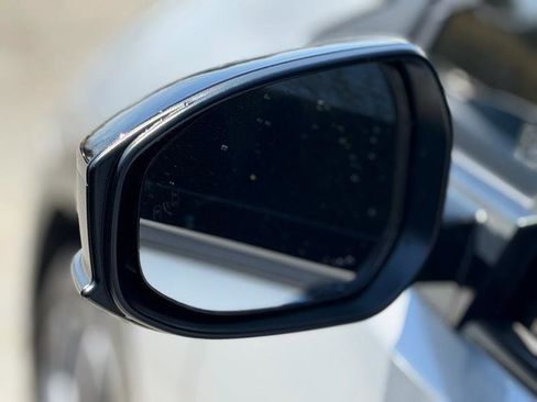 Used 2024 Toyota Prius XLE image 53