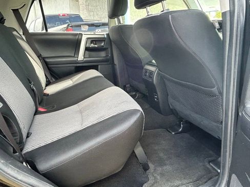 Used 2019 Toyota 4Runner SR5 RWD image 40