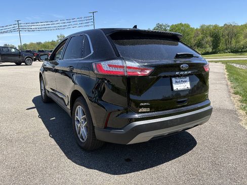 Used 2023 Ford Edge SEL AWD/4WD image 3