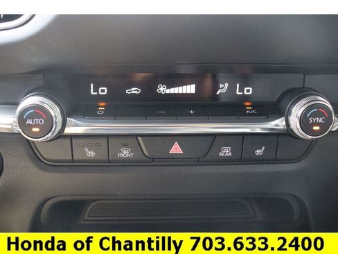 Used 2023 MAZDA CX-30 AWD 2.5 S w/ Premium Package image 18