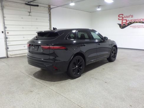 Used 2025 Jaguar F-PACE R-Dynamic S AWD/4WD image 4